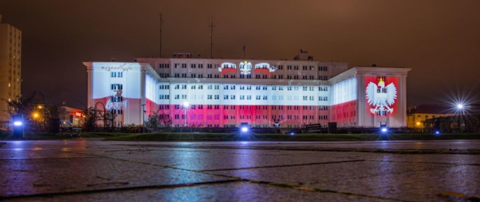 Budynek Podkarpackiego Urzędu Wojewódzkiego w Rzeszowie z iluminacją