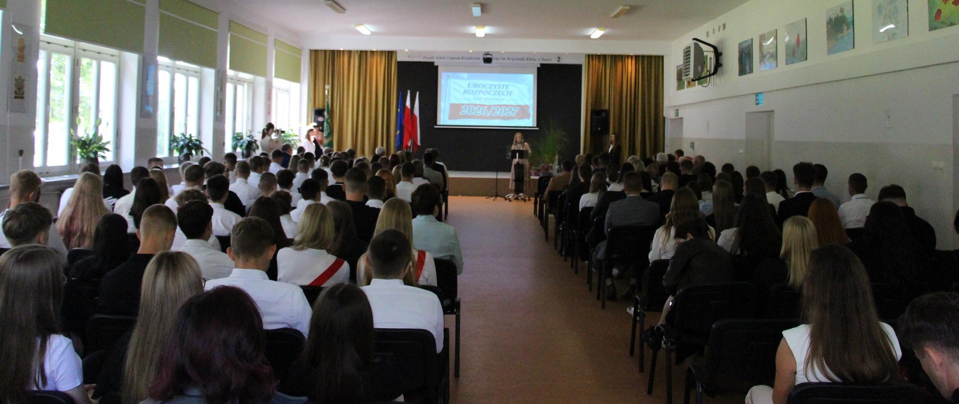 Przemowa zaproszonych gości.