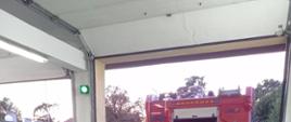 Wizytacja jednostek OSP - strażacy, samochody, sprzęt i remiza