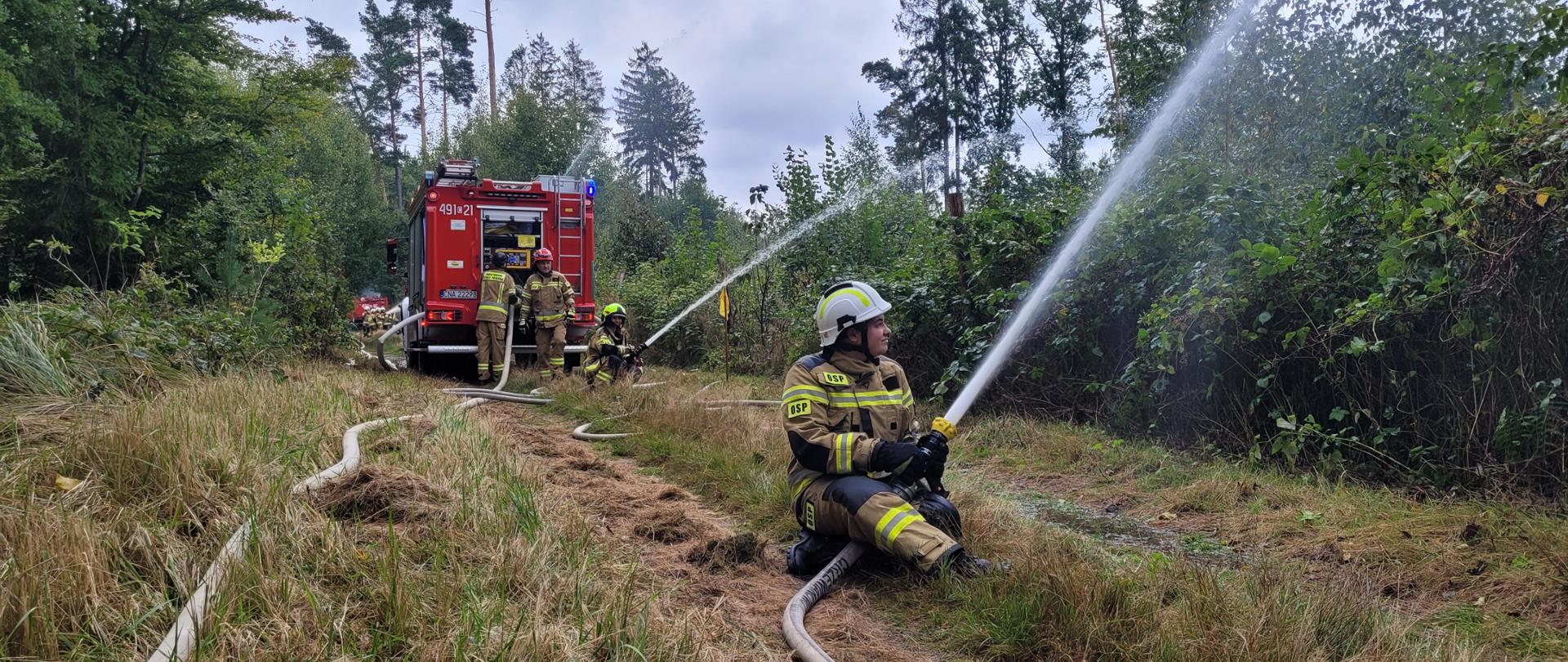 Na zdjęciu uczestnicy ćwiczeń