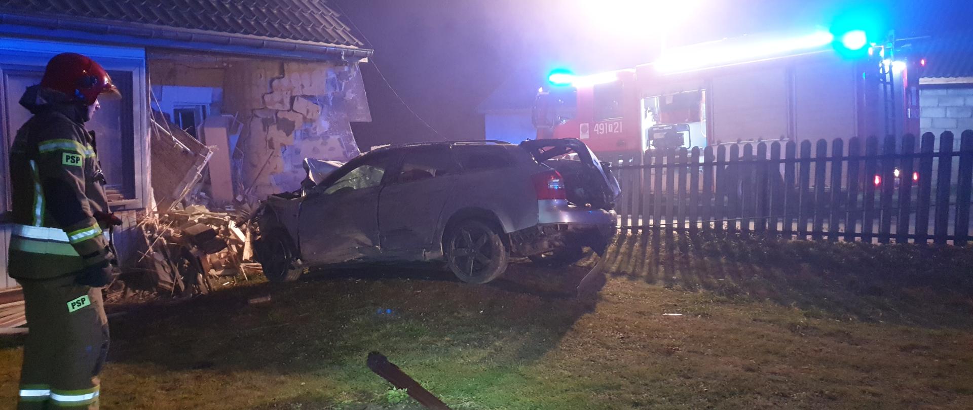 Samochód wjechał w budynek mieszkalny w Stykowie, powiat starachowicki