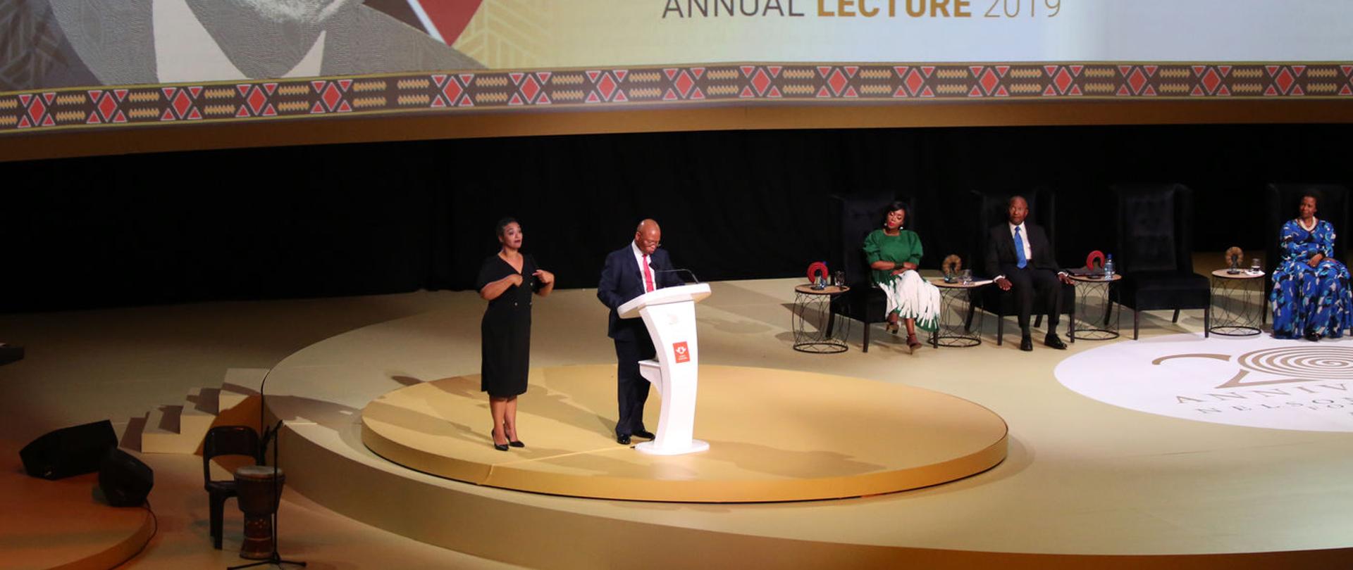 Ambassador Andrzej Kanthak takes part in the annual lecture at the Nelson Mandela Foundation
