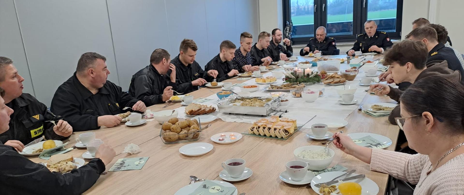 uroczysta Wigilia w PSP Żnin