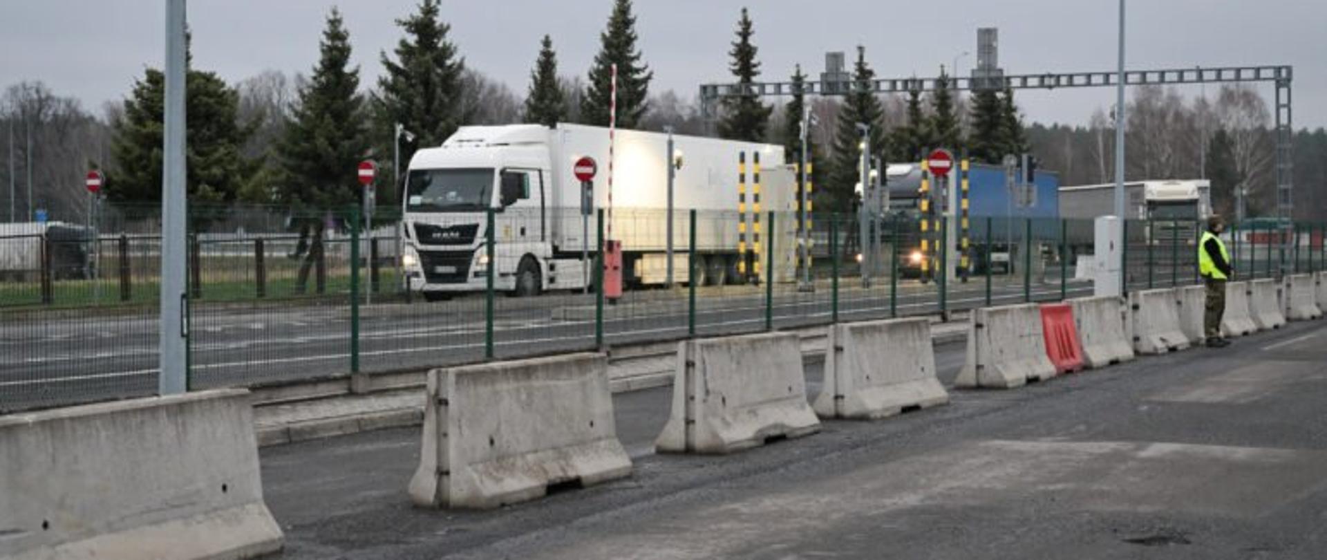 Ciężarówki na granicy