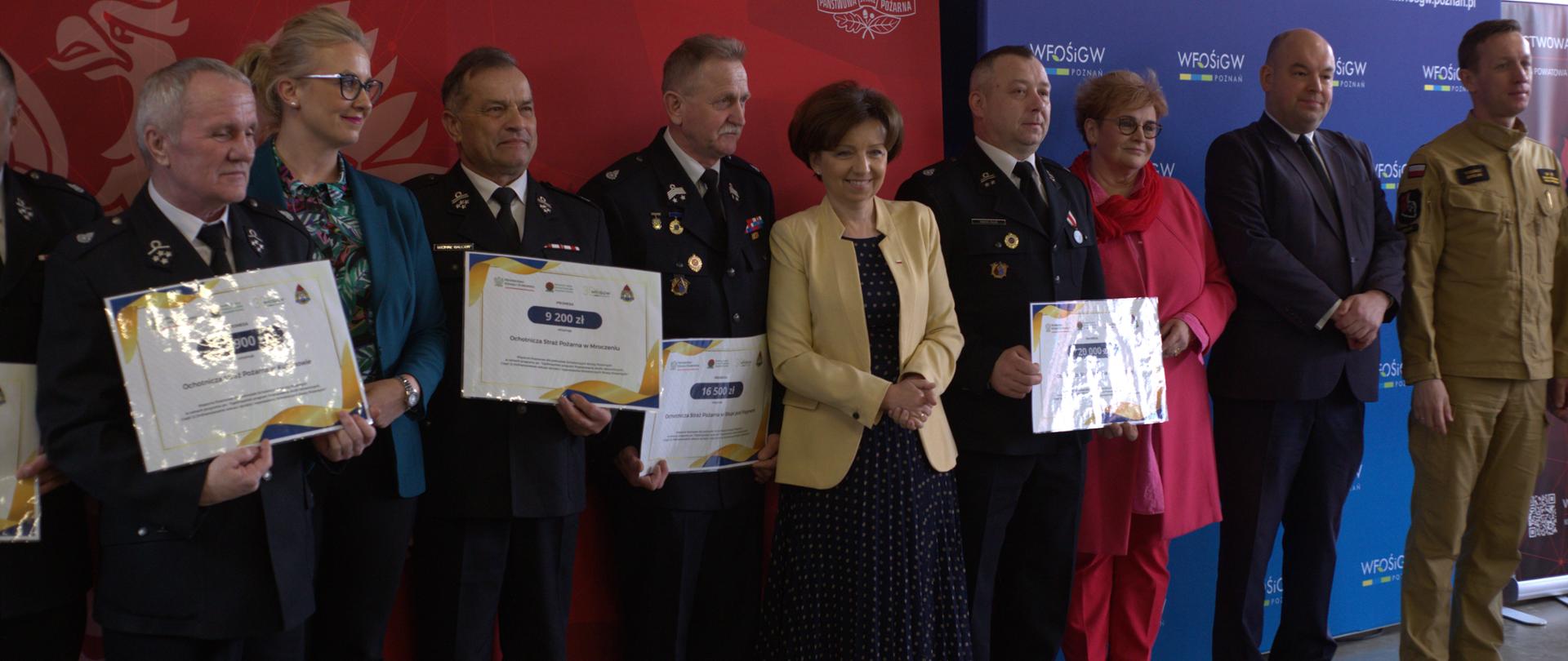 UROCZYSTE WRĘCZENIE PROMES DLA JEDNOSTEK OSP 