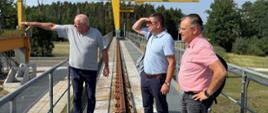 Wizyta robocza Wiceministra Przemysława Koperskiego na stopniu wodnym Malczyce