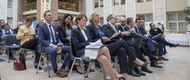 Minister Jadwiga Emilewicz i minister Sigrid Kaag na otwarciu forum