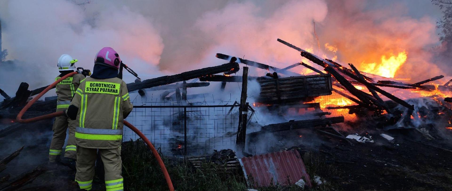 pożar budynku gospodarczego w Machorach