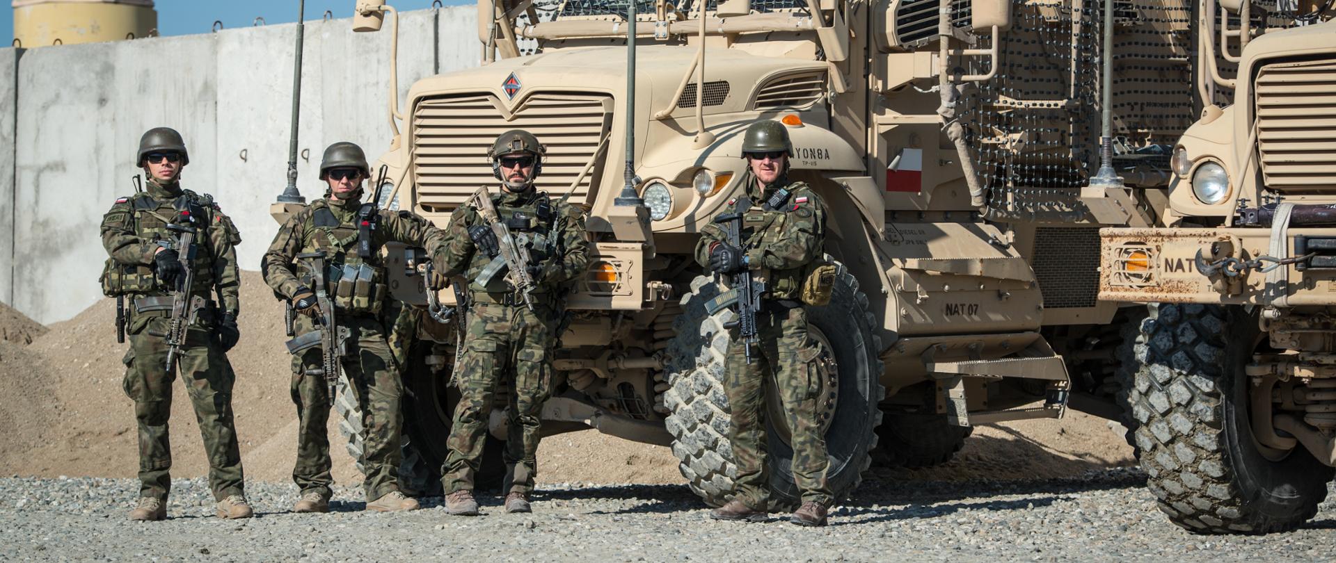 ©_stchorsztmar_Arkadiusz_Dwulatek_Combat_Camera_DO_RSZ_DWU1621