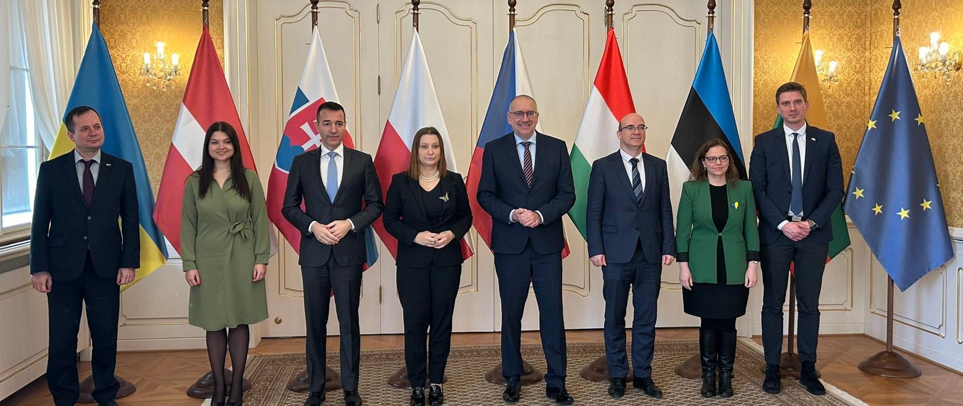Jednání ministrů školství zemí Visegrádské skupiny, Pobaltí a Ukrajiny