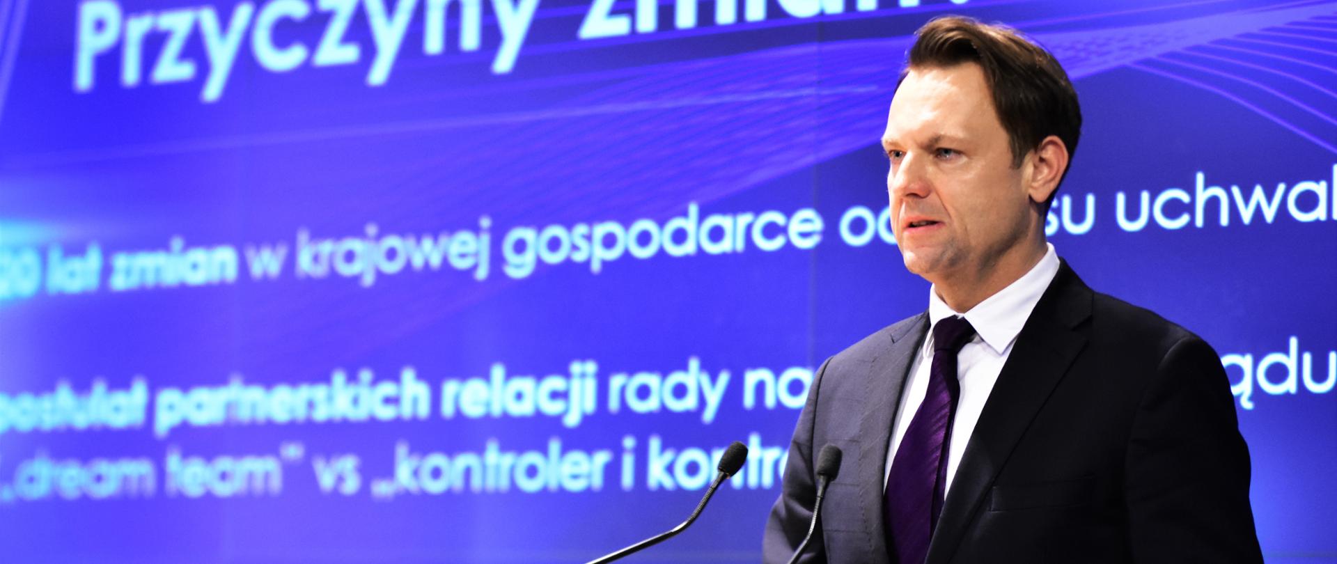 dr Radosław L. Kwaśnicki