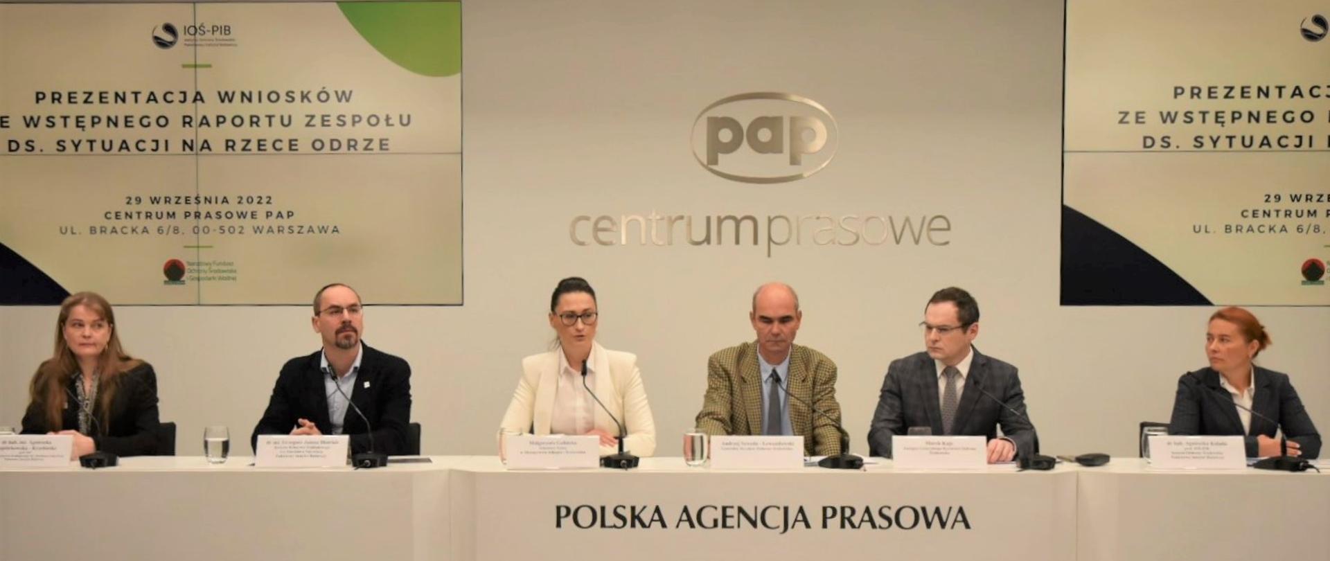 Konferencja prasowa - raport w sprawie Odry