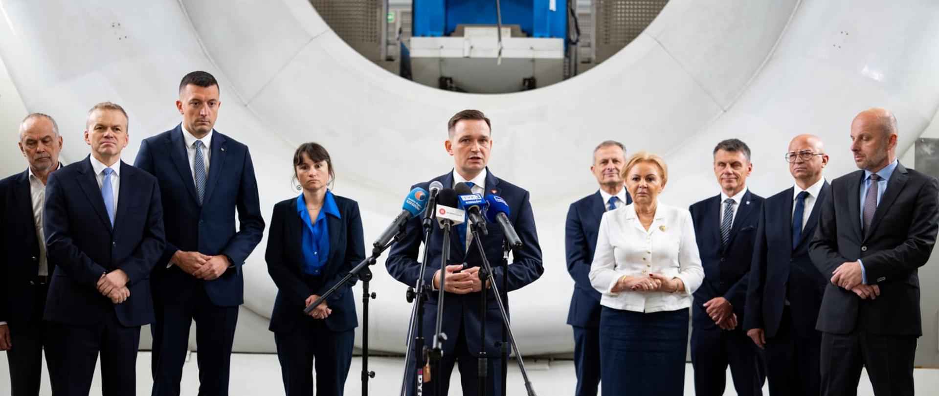 Polska wzmacnia przemysł lotniczy