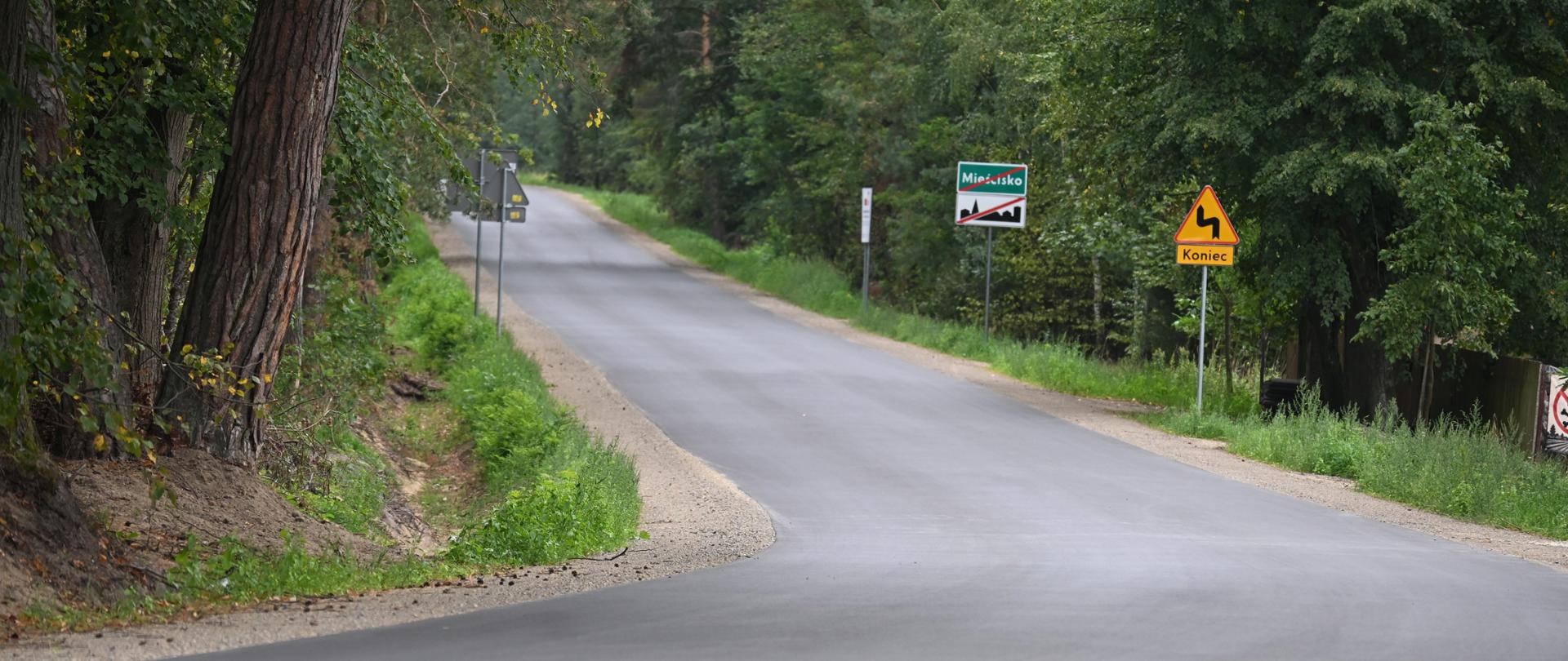 Nowa droga, większe bezpieczeństwo i lepszy dojazd. Inwestycja w Mieścisku zakończona
