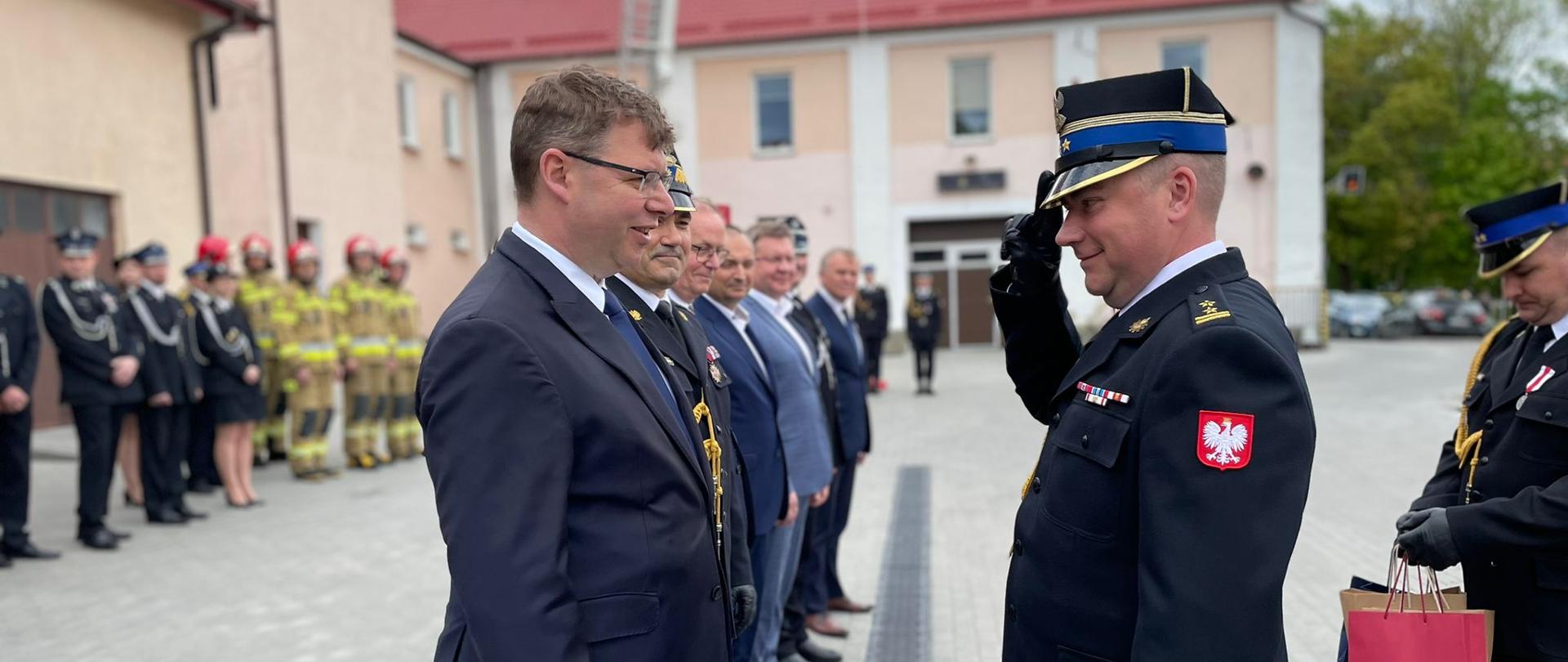 Uroczyste obchody Dnia Strażaka w Giżycku 