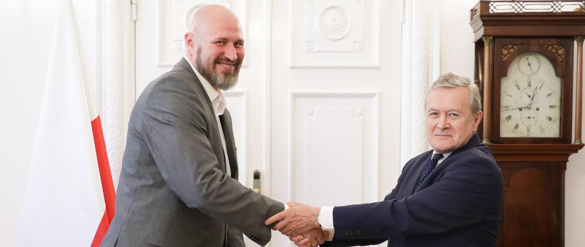 Wicepremier Piotr Gliński pogratulował polskim lekkoatletom występu w Tokio