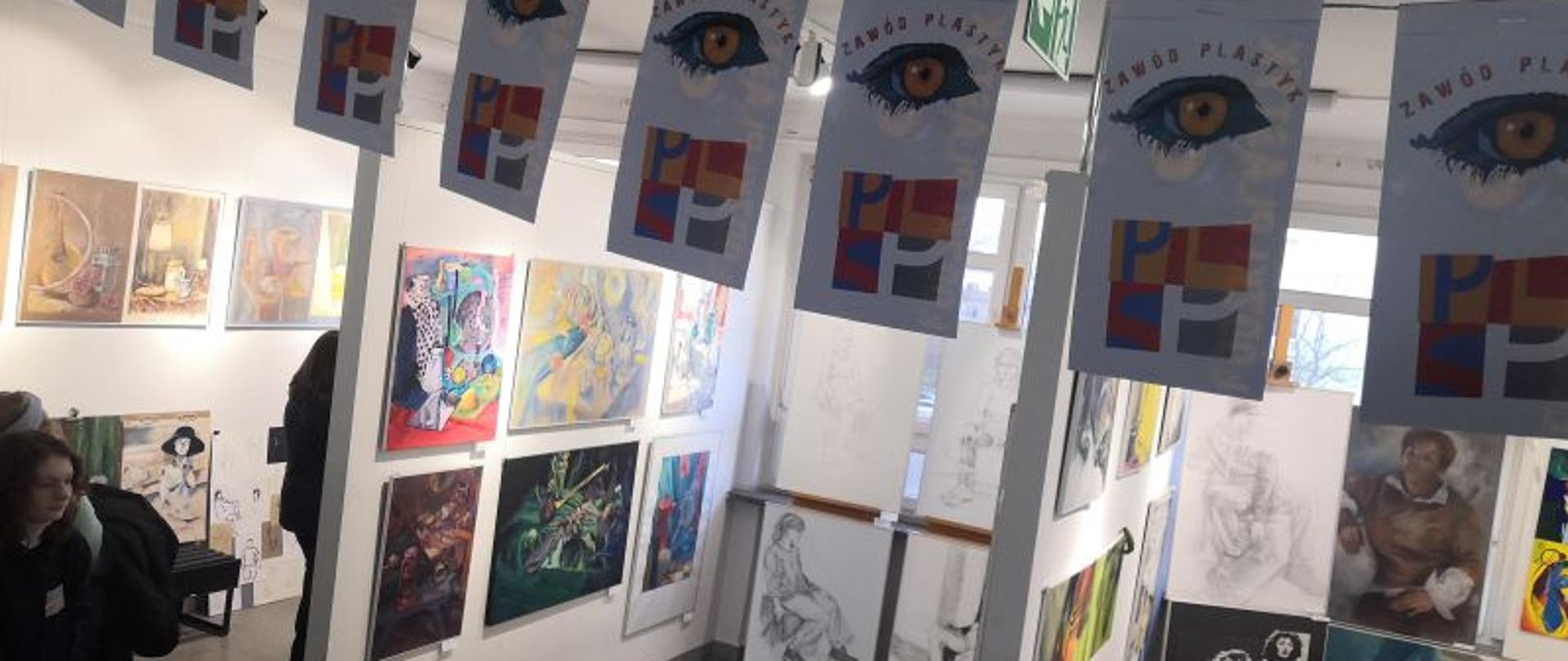 Galeria prac uczniów podczas Drzwi otwartych w PLSP