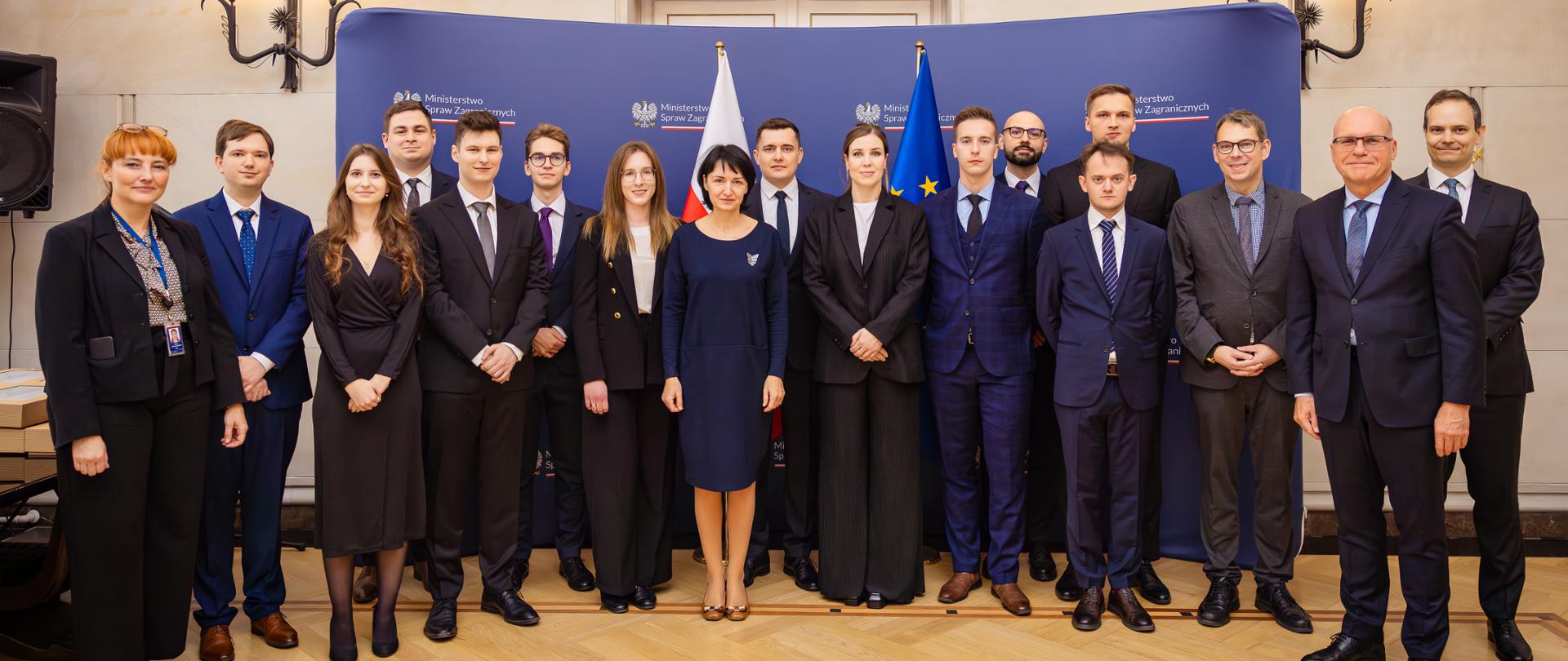 Another round of diplomatic and consular training officially begins