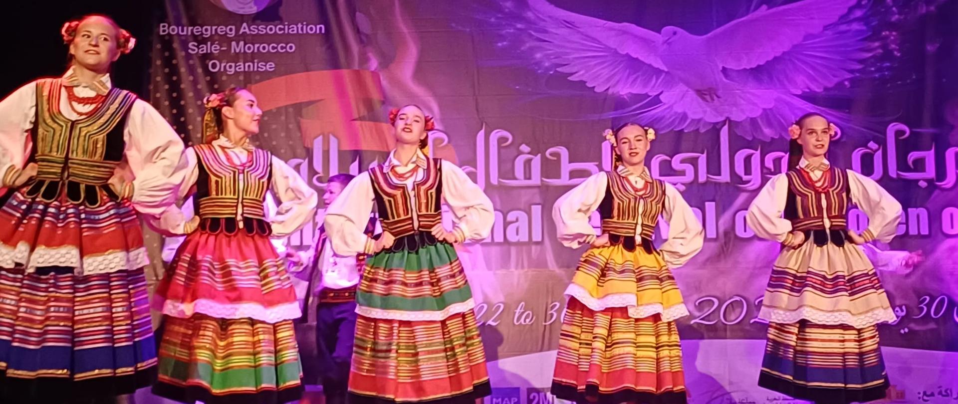 La troupe folklorique polonaise Wronki a la 17 edition du Festiwal international des Enfants de la Paix 