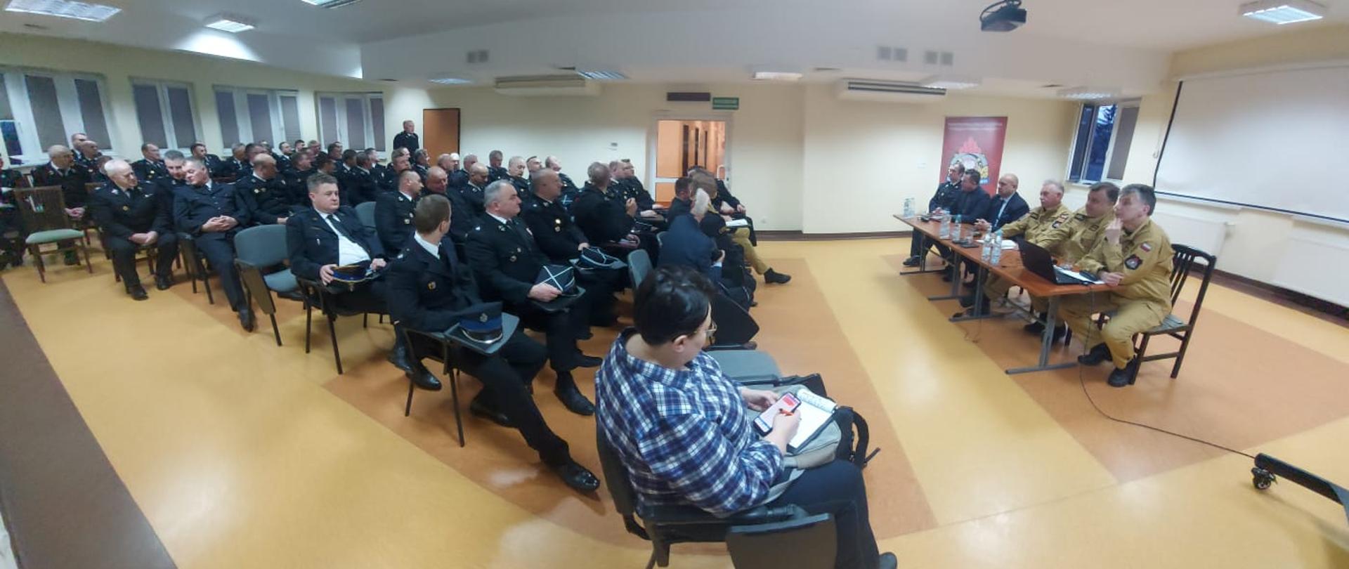 Spotkanie Mazowieckiego Komendanta Wojewódzkiego PSP z jednostkami Ochotniczych Straży Pożarnych pow. sierpeckiego