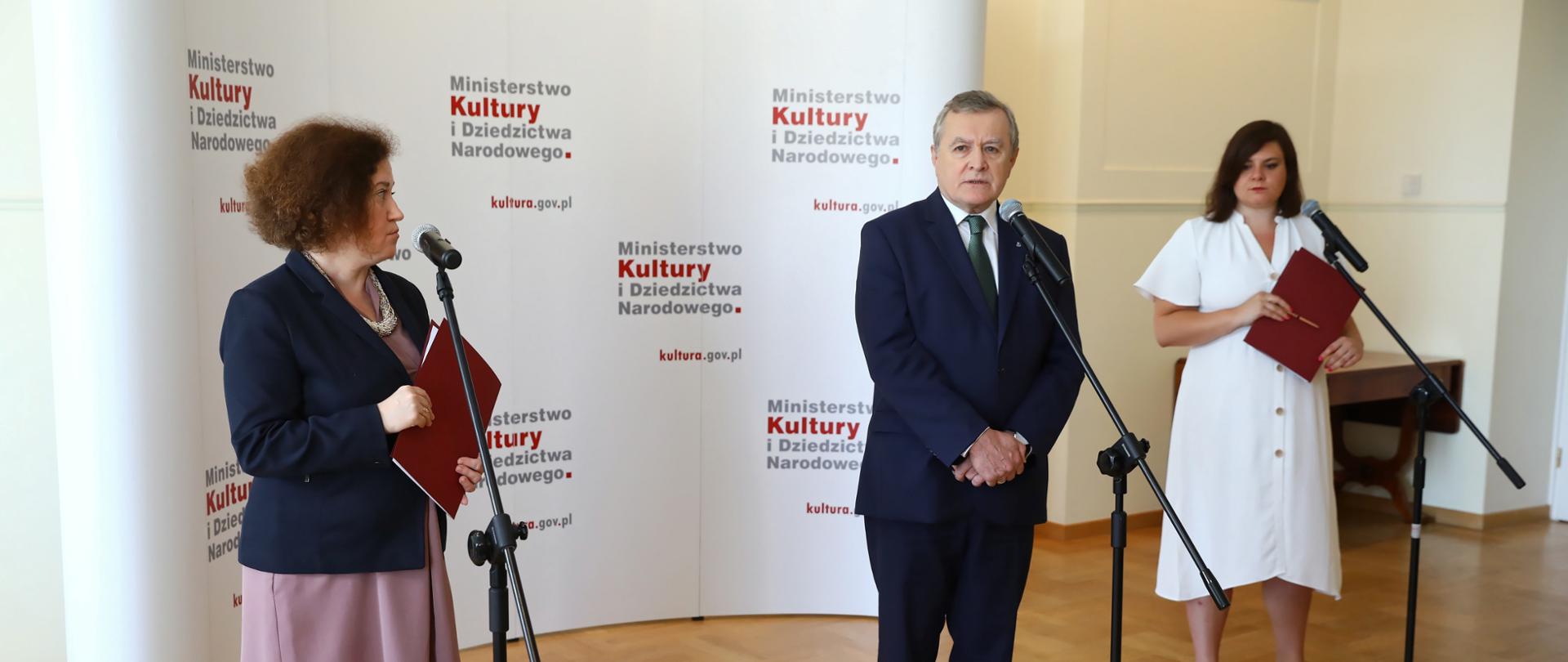 400 mln zł na walkę ze skutkami pandemii. Powołujemy Fundusz Wsparcia Kultury, PAP/Rafał Guz
