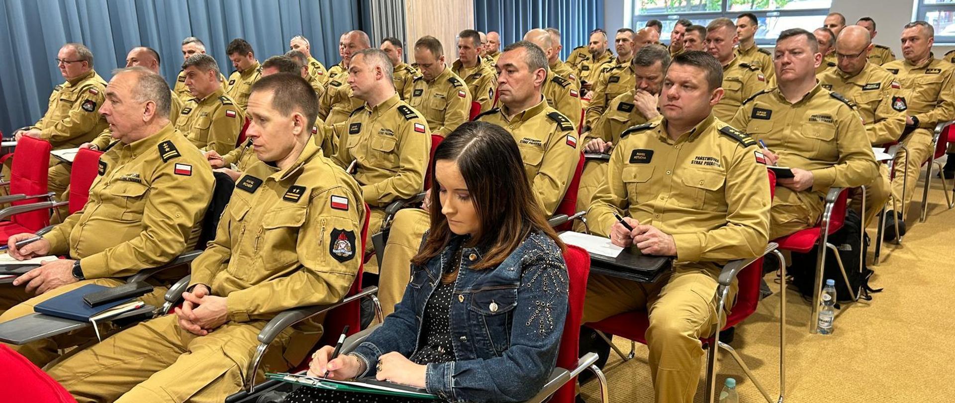 Odprawa służbowa kadry kierowniczej Komendy Wojewódzkiej PSP w Warszawie z komendantami powiatowymi i miejskimi PSP z Mazowsza