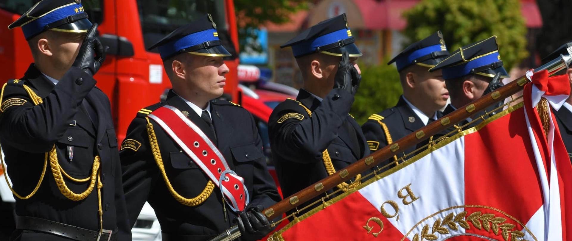 Powiatowe Obchody Dnia Strażaka w Olecku
