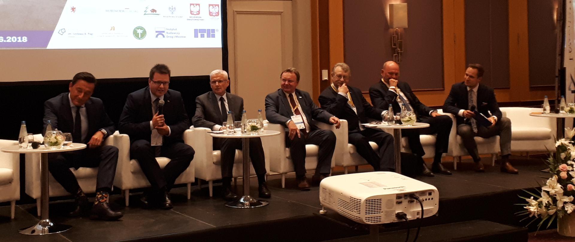 W debacie uczestniczył wiceminister A. Bittel