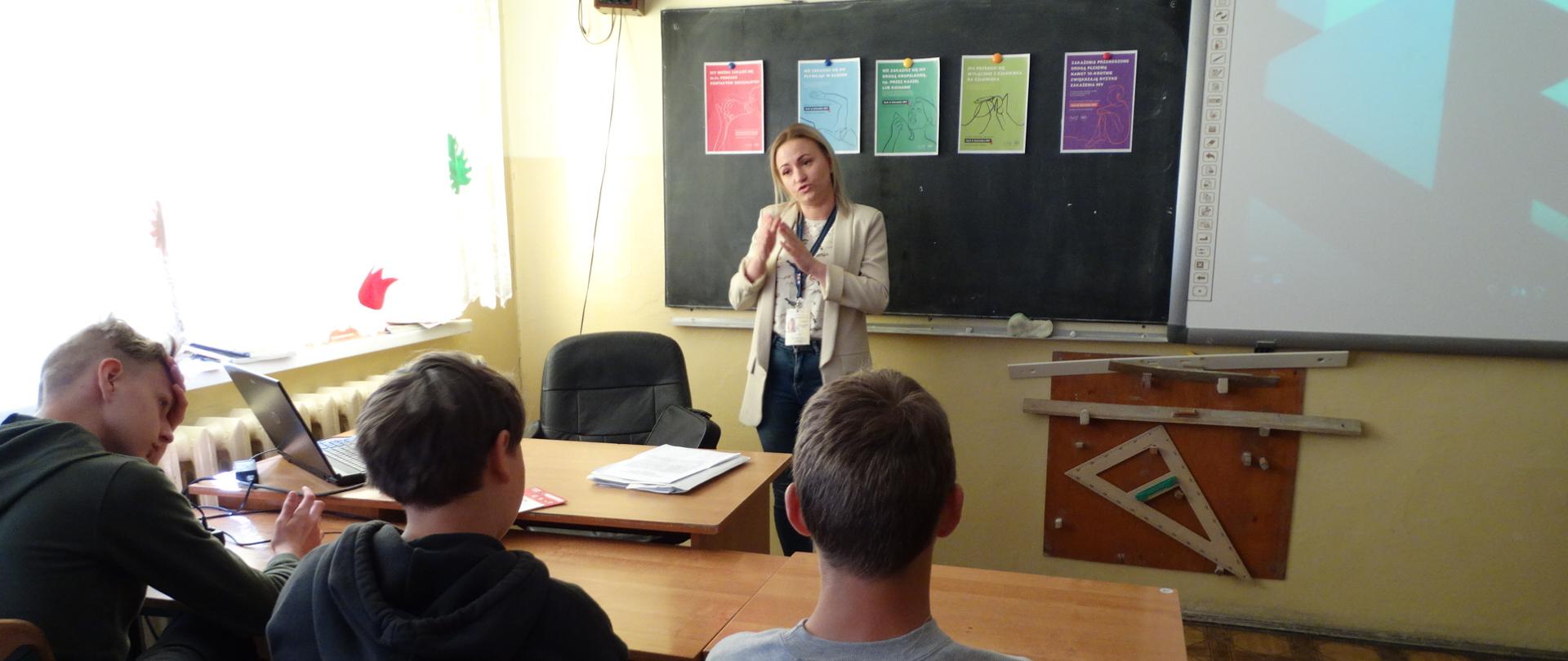 Międzynarodowego Dnia Pamięci o Zmarłych na AIDS 2