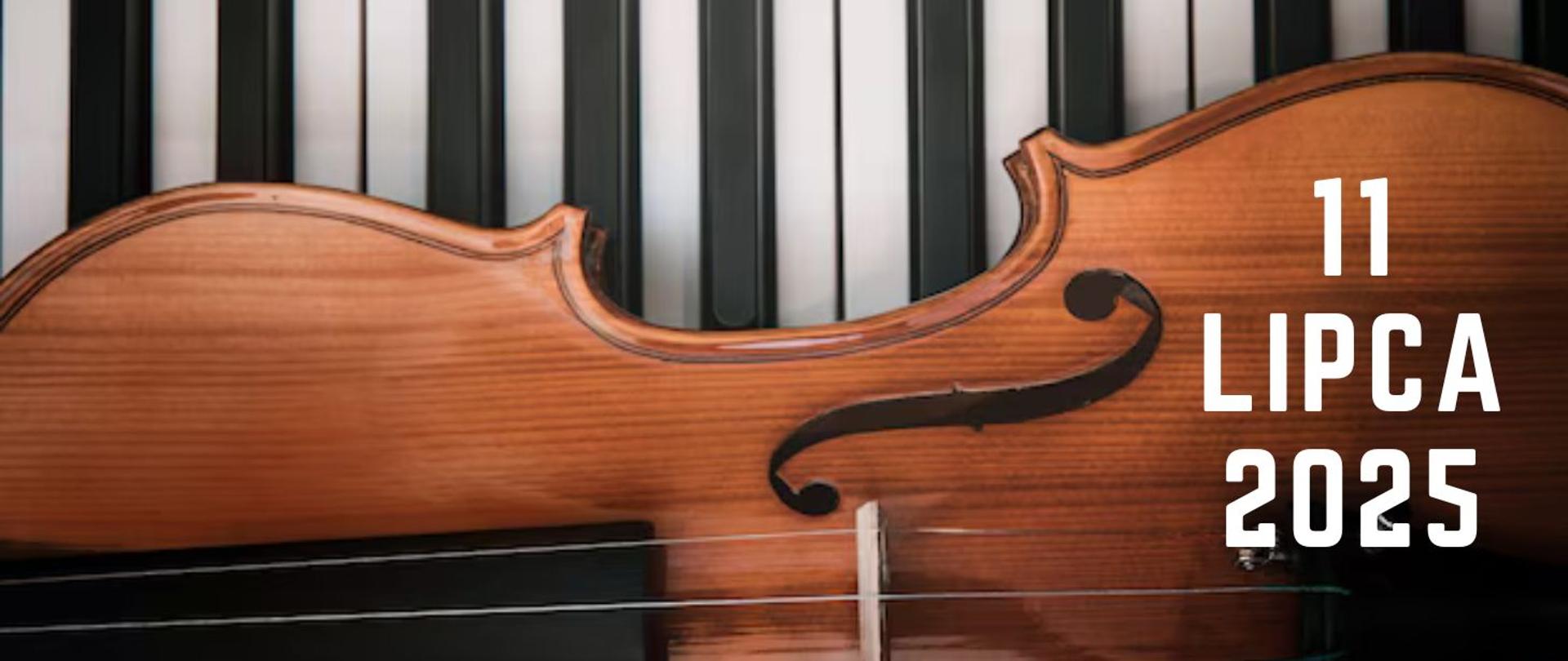 Zdjęcie klawiatury fortepianowej oraz skrzypiec. Na zdjęciu białymi literami data wydarzenia.