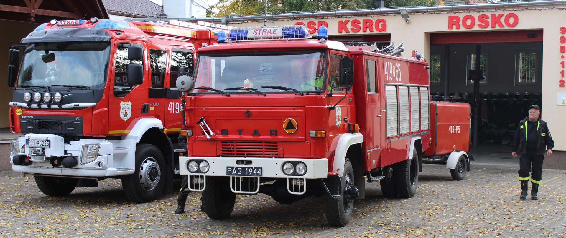 Samochody przed garażem