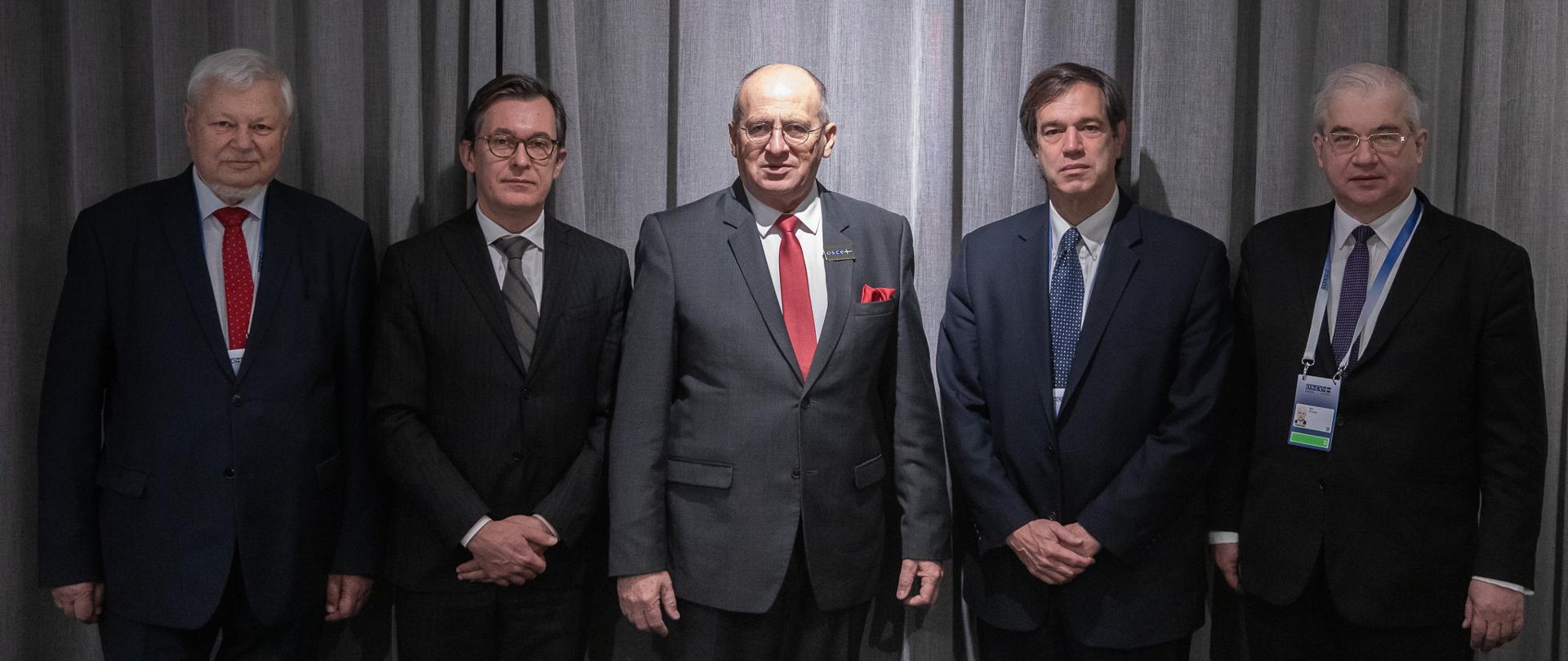 2021.12.03 Sztokholm , Szwecja . Minister Zbigniew Rau . OSCE / OBWE . Bilateralka Grupa Minska .
Fot. Tymon Markowski / MSZ