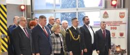 Pożegnanie Komendanta Powiatowego PSP w Obornikach ze sztandarem