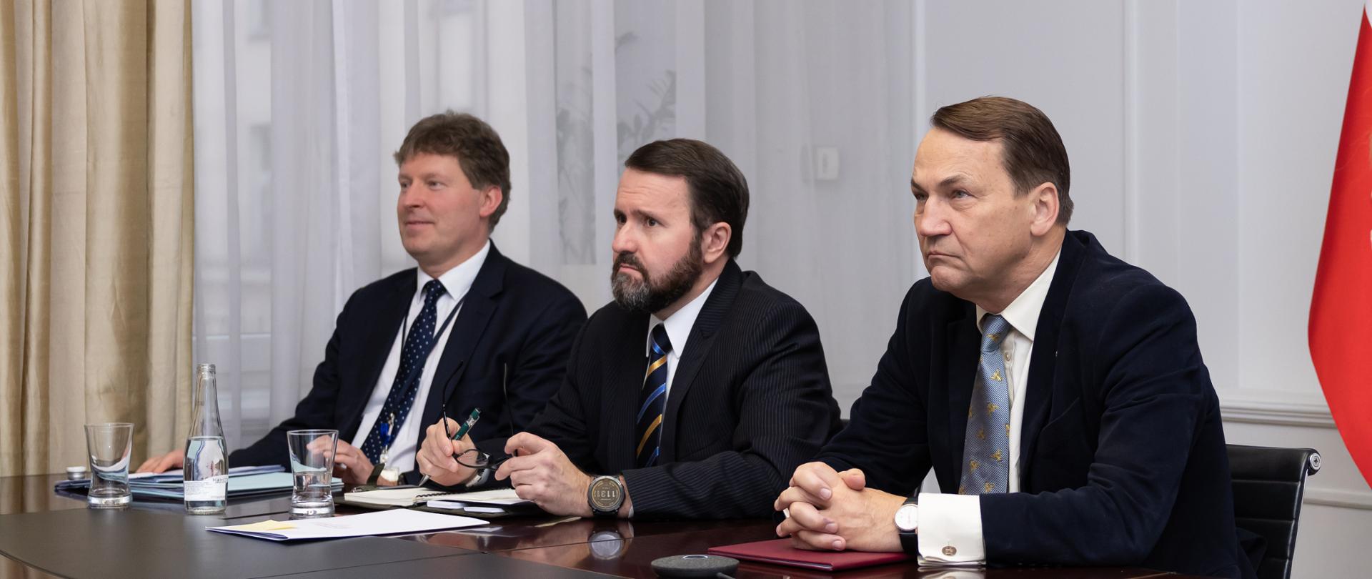 Poland’s top diplomat Radosław Sikorski and Deputy Minister Robert Kupiecki take part in Foreign Affairs Council