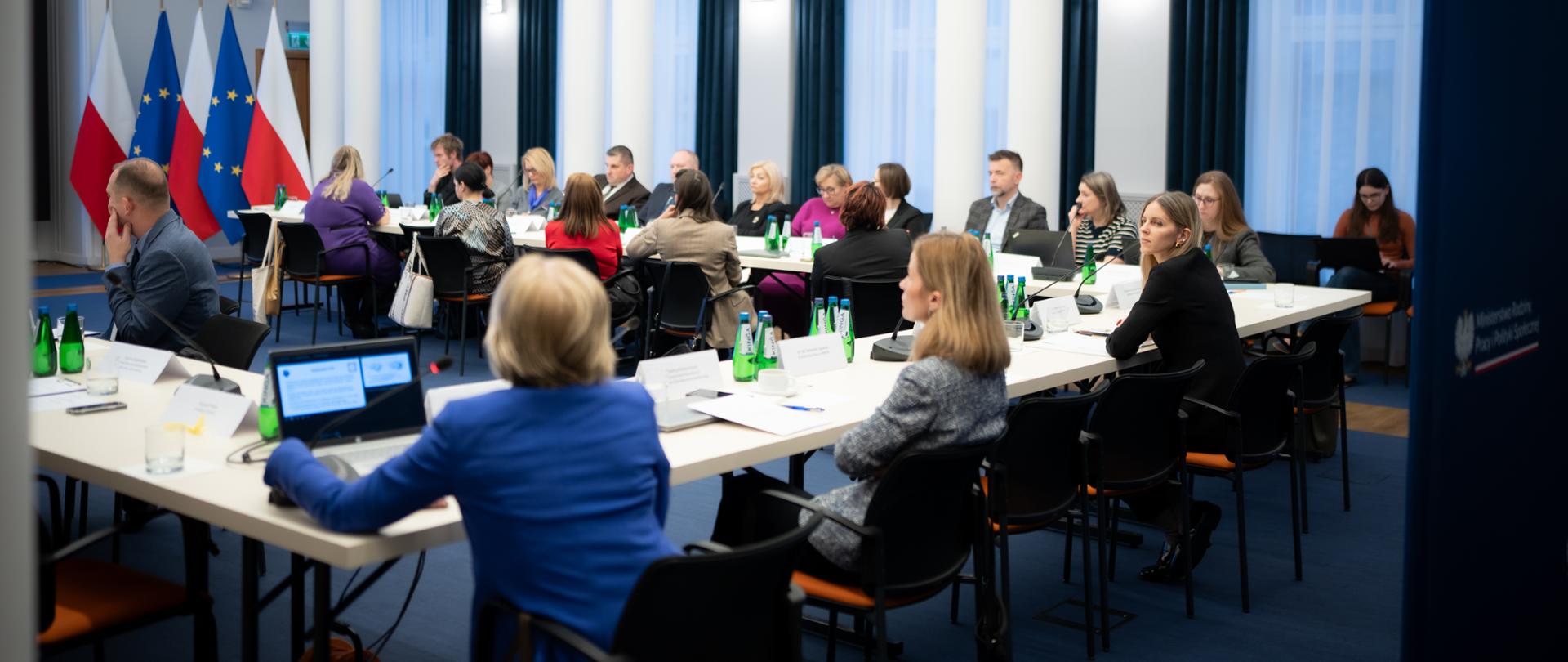 W Ministerstwie Pracy o psychologicznym wsparciu rodziców po stracie