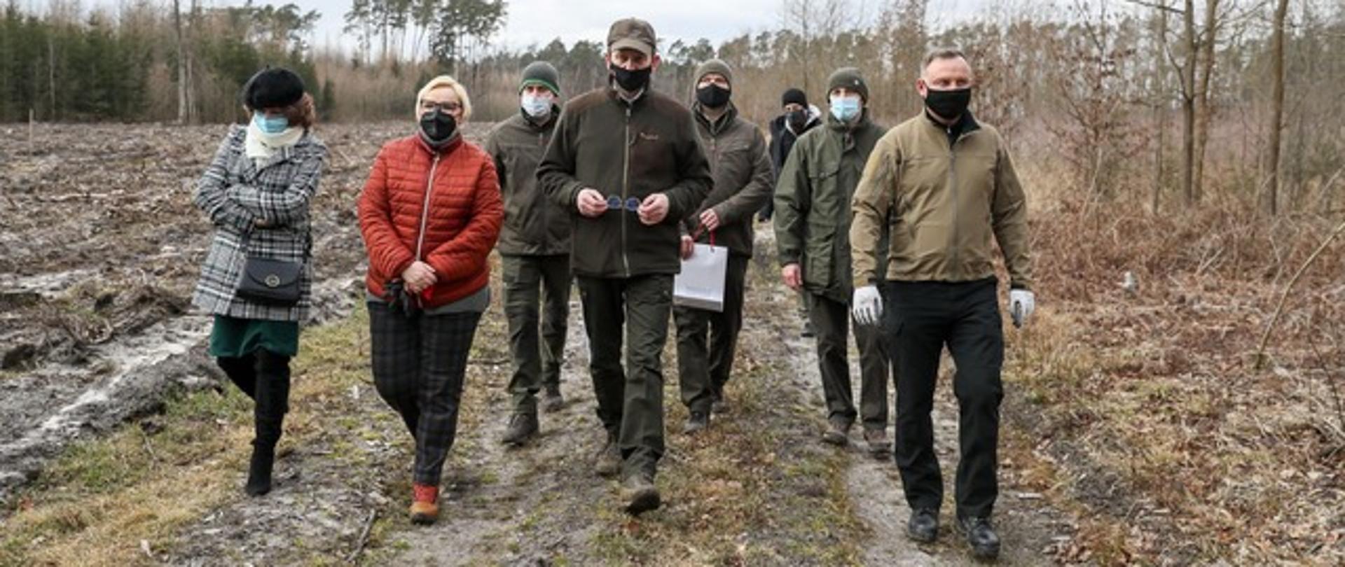 Kolejne pokolenia nowych drzew w ramach akcji „Łączą nas drzewa” 