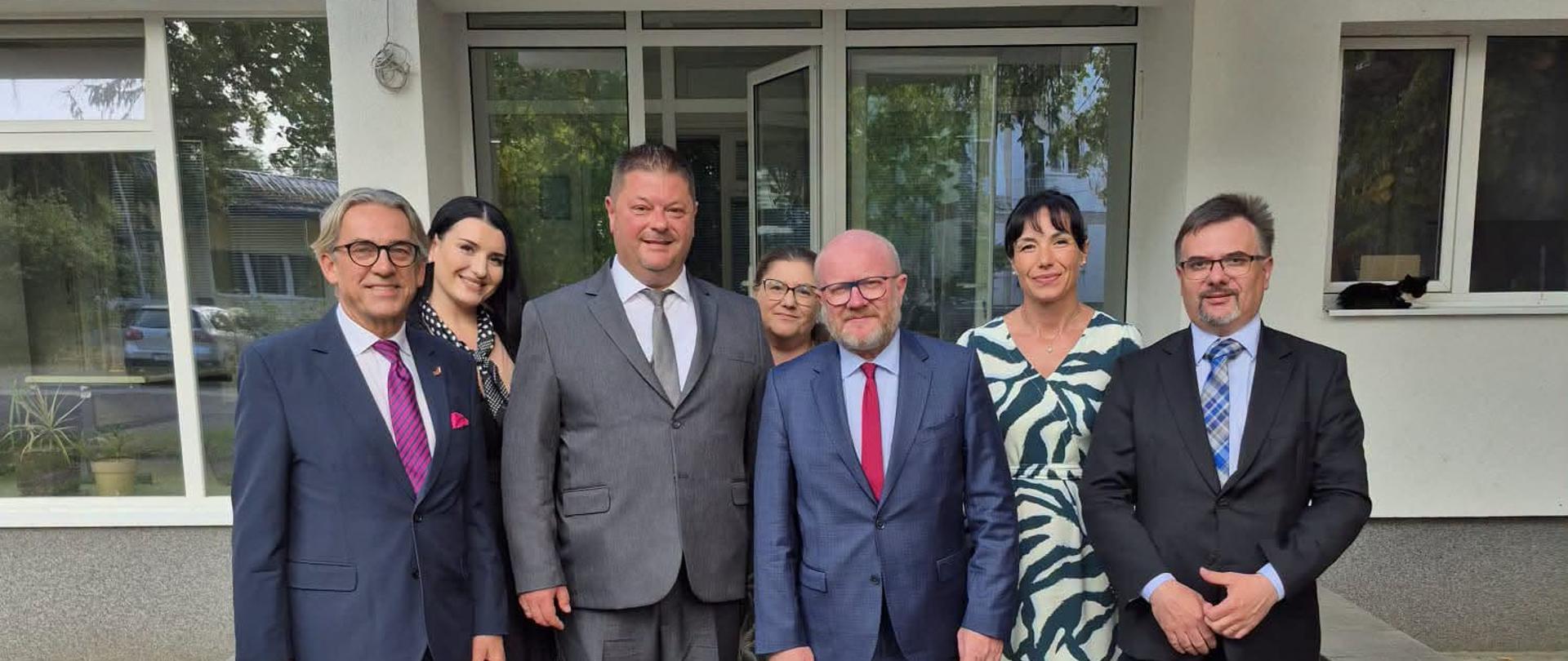 Важен дел од агендата беше посетата на полската делегација на Полициската академија, каде што делегацијата се запозна со системот за обука и стручно усовршување на полициските службеници