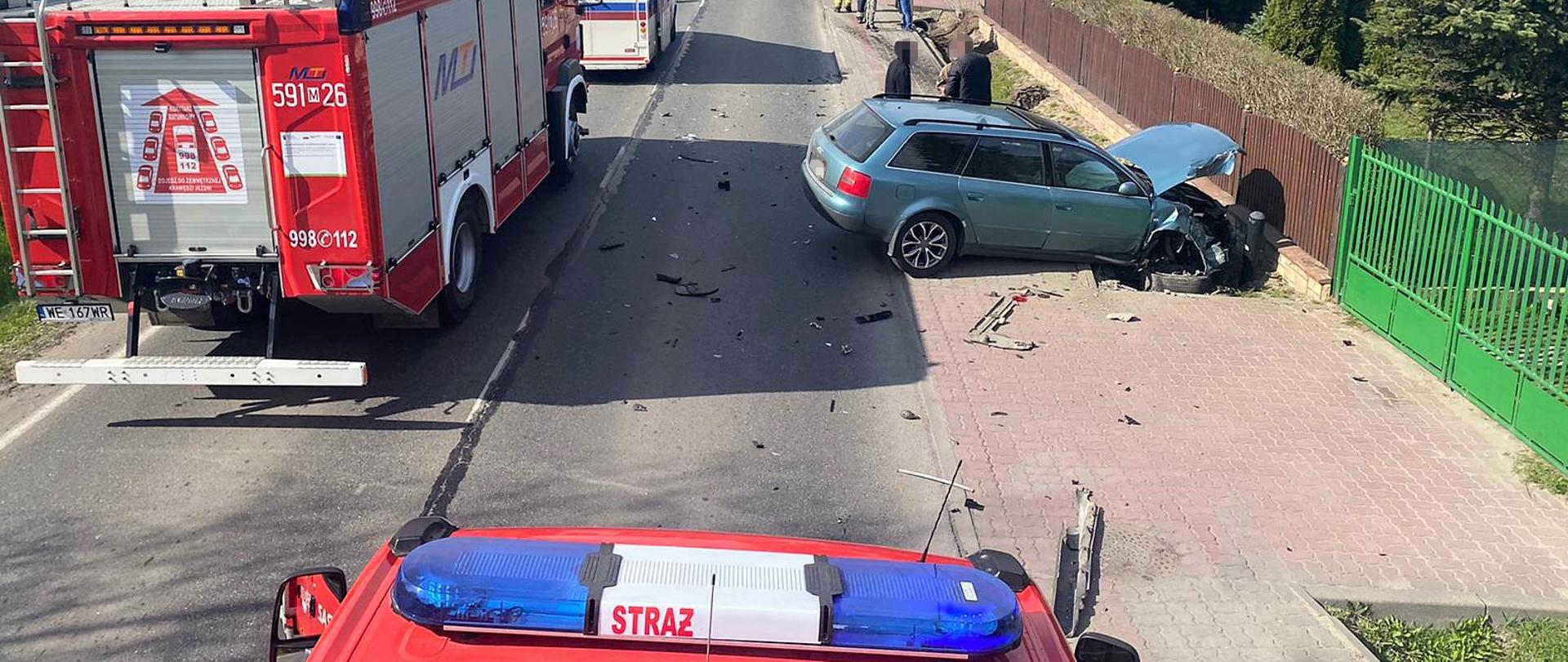 Zderzenie trzech samochodów osobowych w Przasnyszu