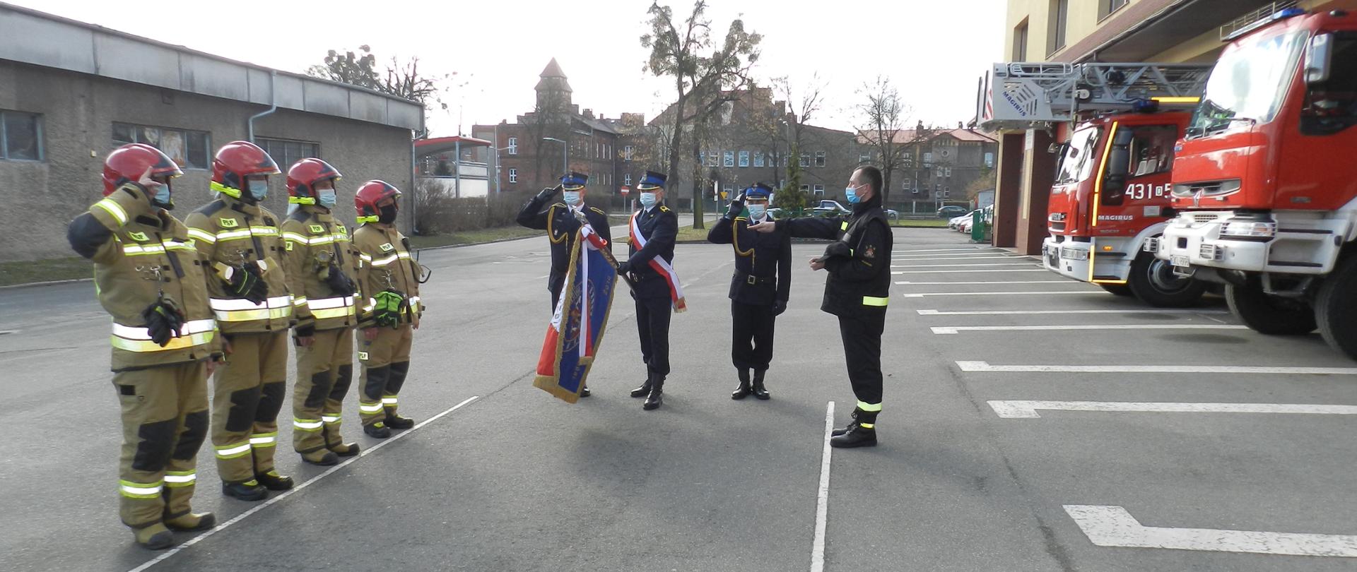 Funkcjonariusze PSP podczas Ślubowania 