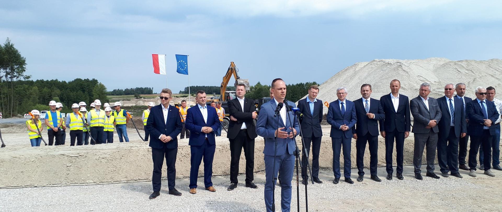 Wiceminister R. Weber zainaugurował budowę pierwszego z 12 odcinków S19 między Lublinem i Rzeszowem 