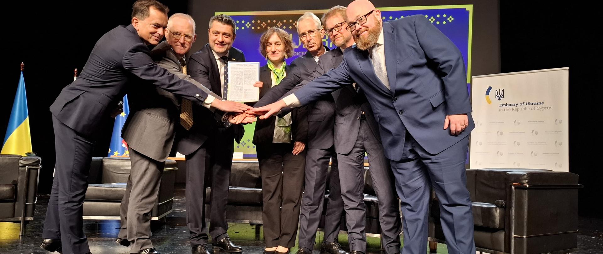 Presentation of op-ed 