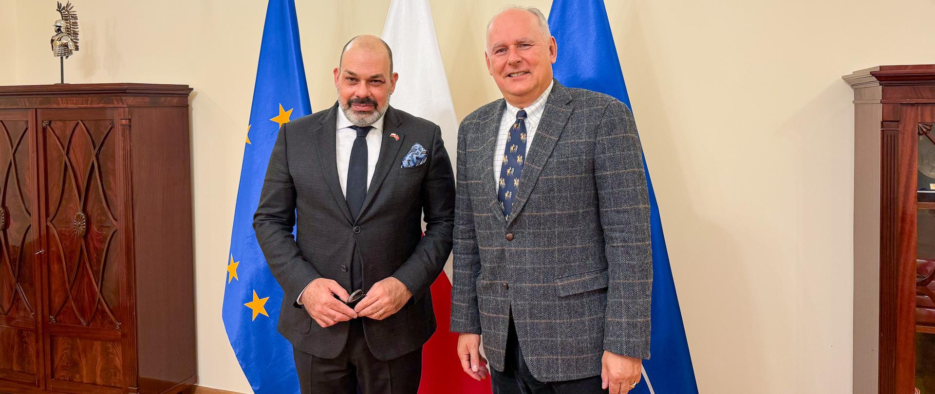 16 października 2025 r. sekretarz stanu w MON Pan Paweł Zalewski spotkał się z Ambasadorem Turcji w Polsce Panem Rauf Alp Denktaş.
