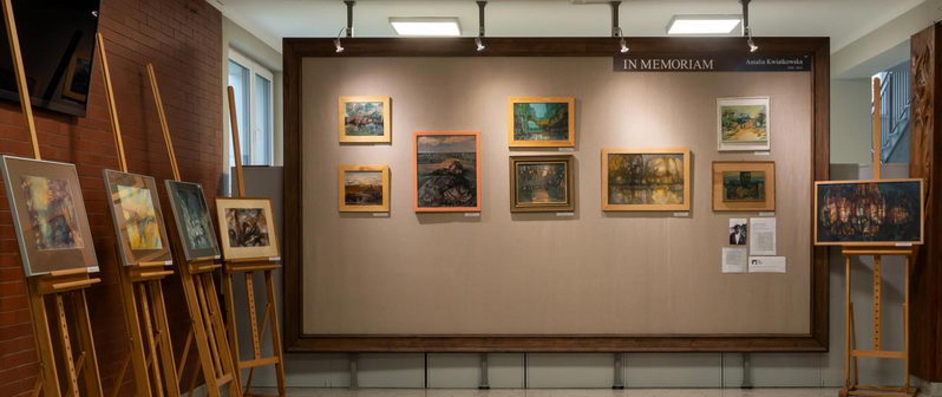 zdjęcie przedstawia prace artystki Amalii Kwiatkowskiej