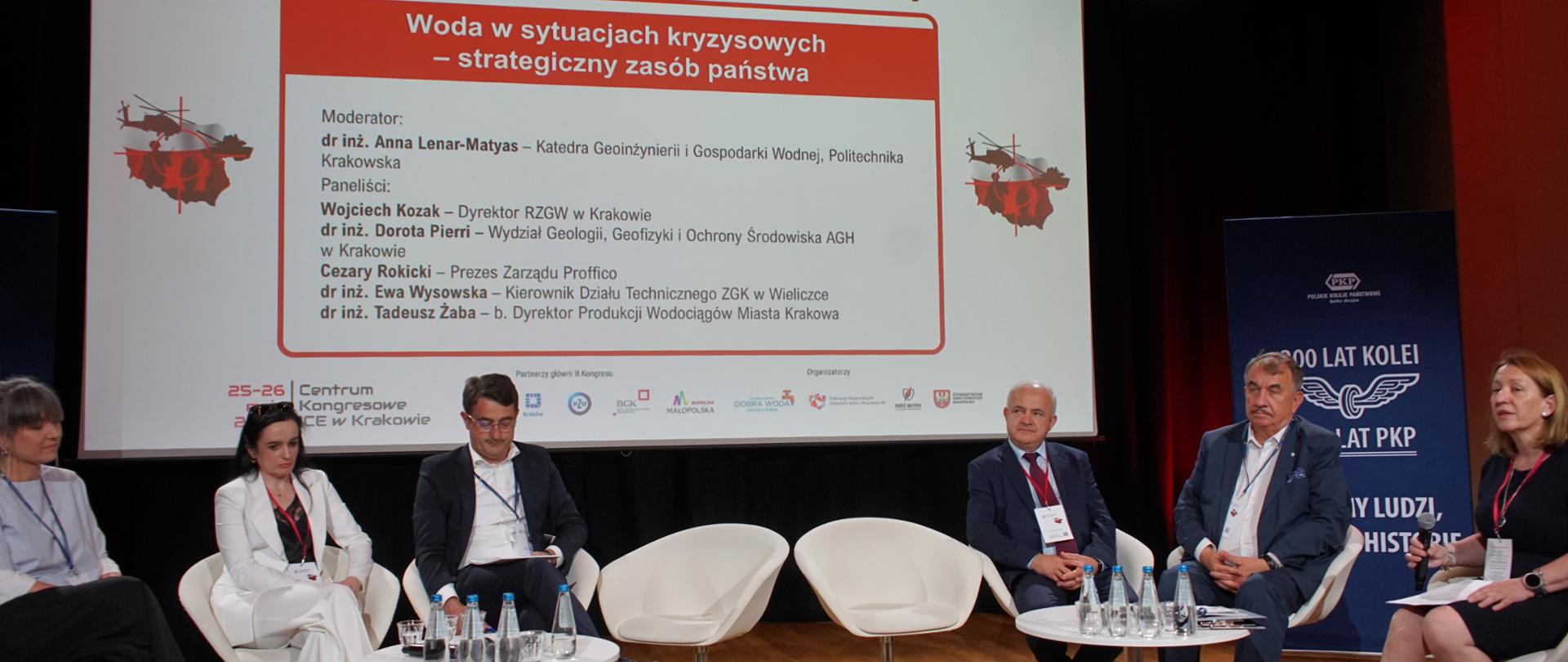 Dyrektor RZGW w Krakowie Wojciech Kozak w trakcie panelu „Woda w sytuacjach kryzysowych – strategiczny zasób państwa”