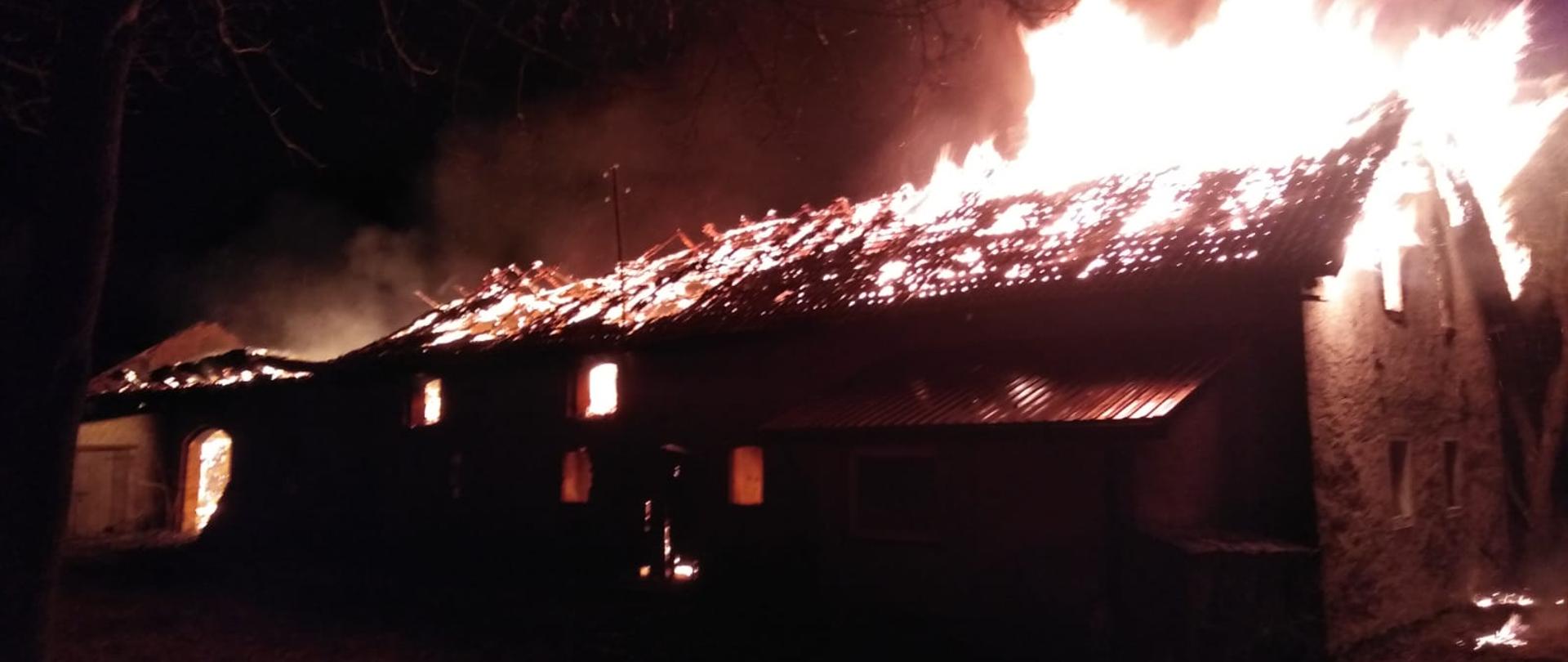 Pożar budynku gospodarczego