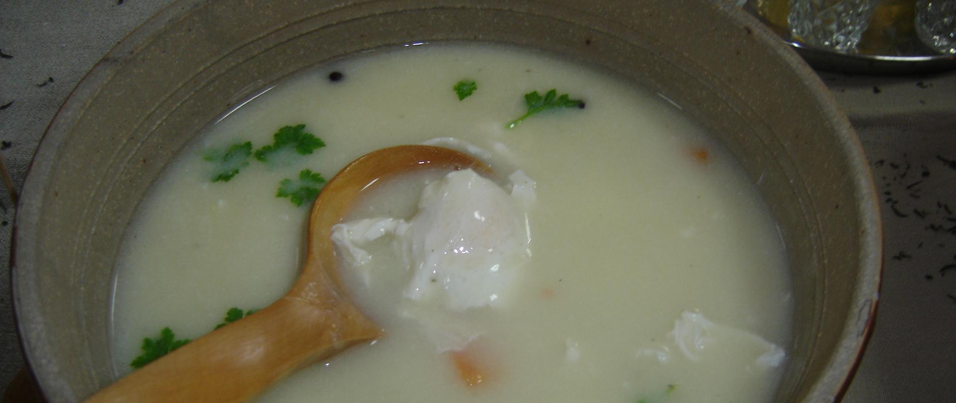 kujawska zupa z jajek
