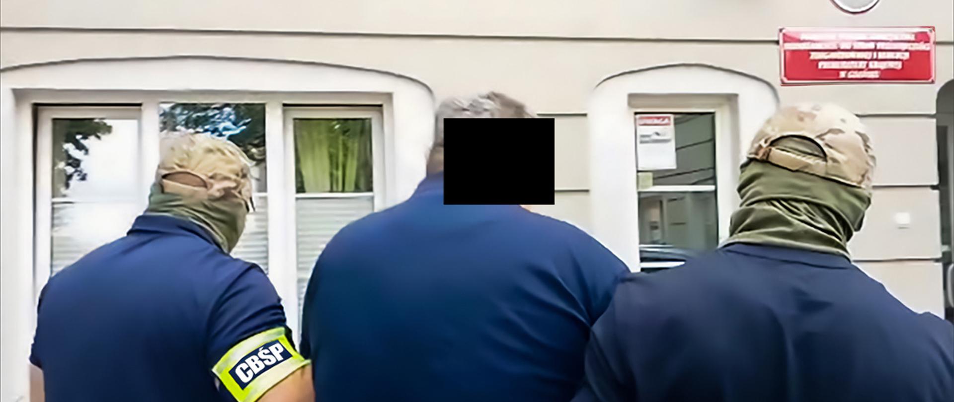 Mocne uderzenie Pomorskiego pionu PZ PK w zorganizowaną grupę przestępczą wyłudzającą VAT 