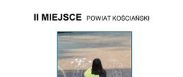 II miejsce
Praca przedstawia dziewczynkę stojąca chodniku, na którym są narysowane kredą klasy. Klasy po lewej stronie mają przedstawiać zdrowy styl życia i uprawianie sportu, a po prawej niezdrowy styl życia i palenie tytoniu. U dołu napis kredą „Wybór należy do ciebie!”.

