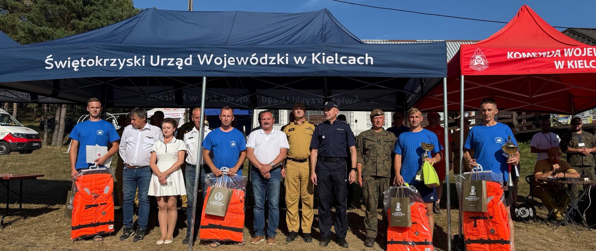 Zwycięzcy z nagrodami