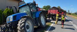 Ciągnik z naczepami zjechał do rowu w miejscowości Krusza Zamkowa gm. Inowrocław